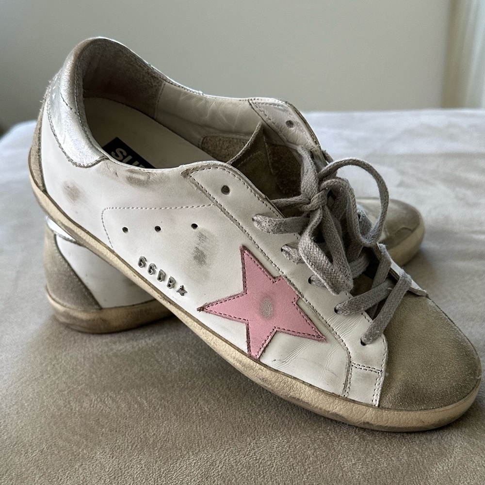 GOLDEN GOOSE SUPER STAR SNEAKERS